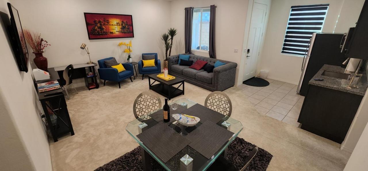 Private Lux Apartment In A New Community Fontana Eksteriør bilde